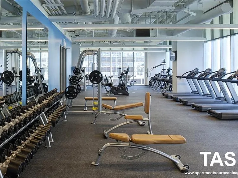 345 Dnp East Wacker Dr #STUDIO — Photo 31