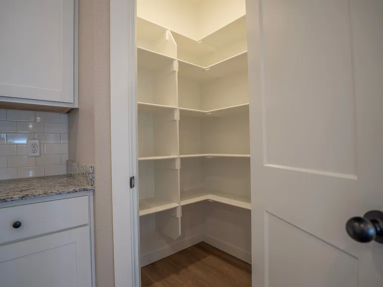 19 W Chikasaw Rd — Photo 14