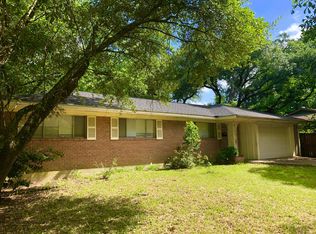 1303 W Grove Ave, Lufkin, TX 75904