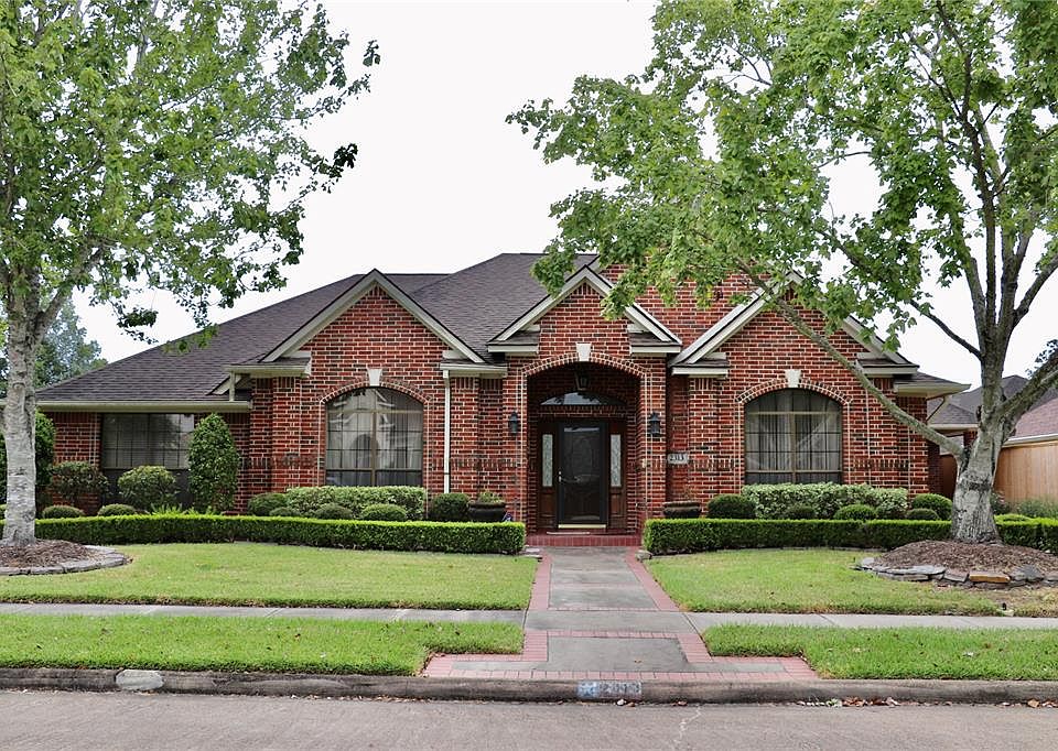1st image of 2313 Augusta Dr
