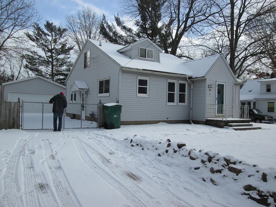 1st image of 47 Everett Ave
