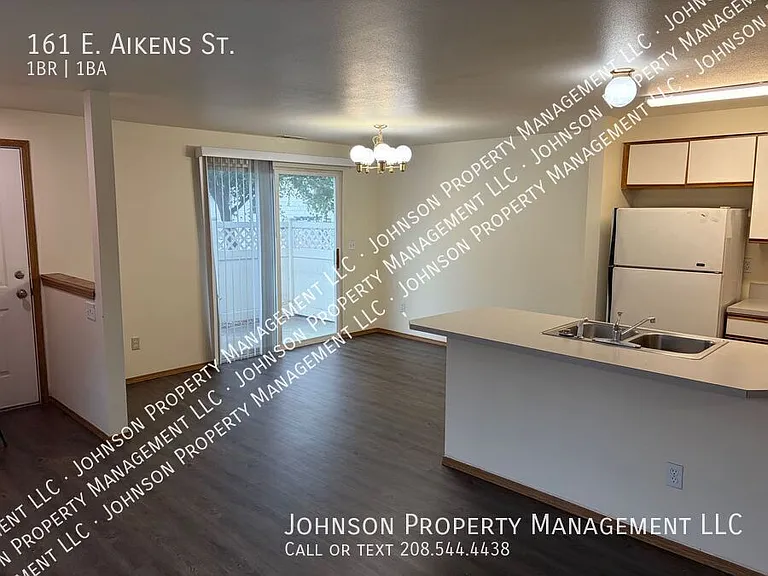 161 E Aikens Rd — Photo 6