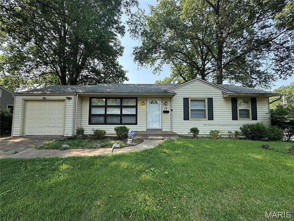 1st image of 10 Drummond Dr