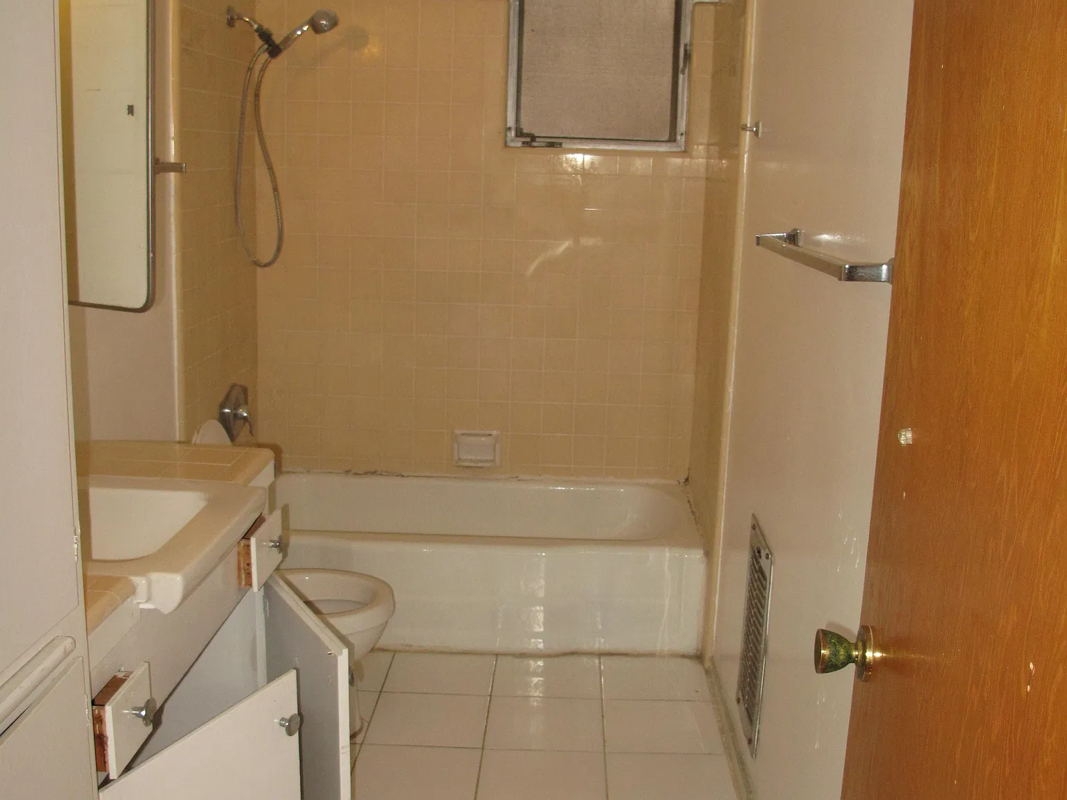 1 bed, 600 sqft, $1,700 — Photo 4