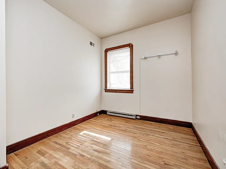 315 N Senate Ave #D — Photo 15