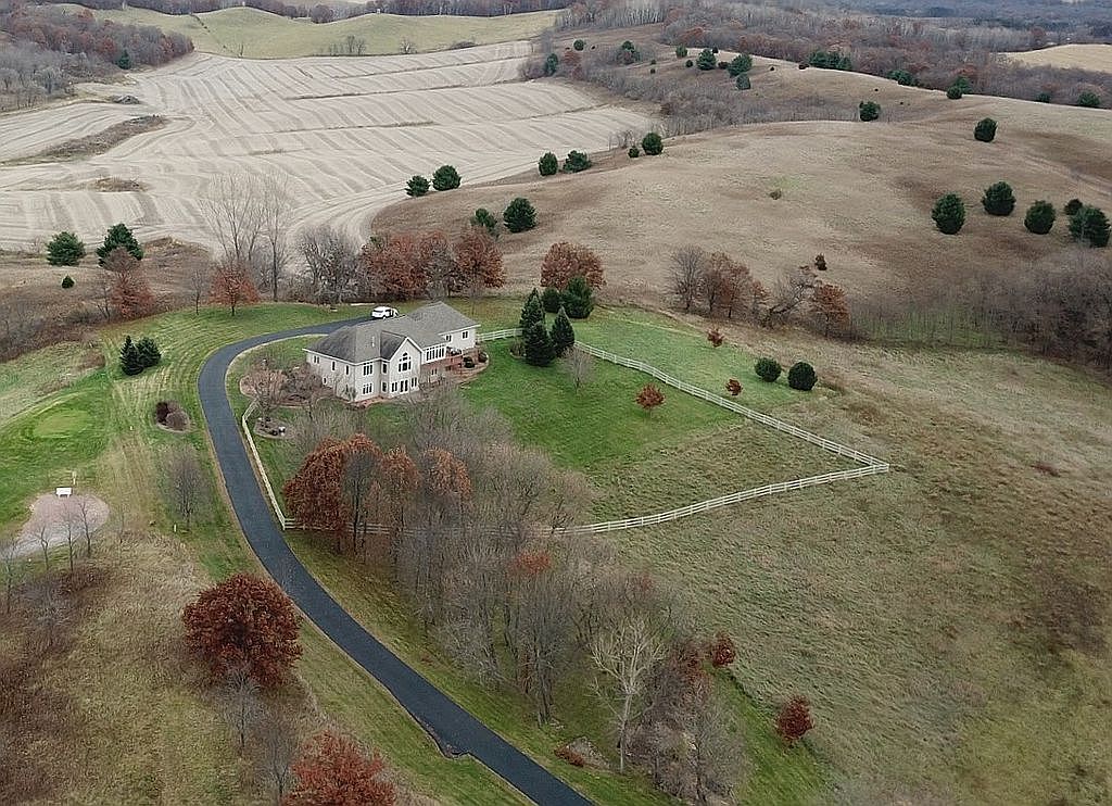 1430 Valley Estates Rd, Mondovi, WI 54755 Zillow