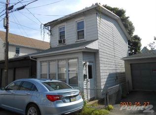 551 Hanover Ct, Hazleton, PA 18201