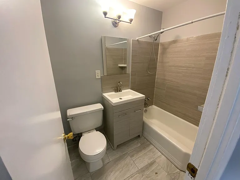 Modern bathroom