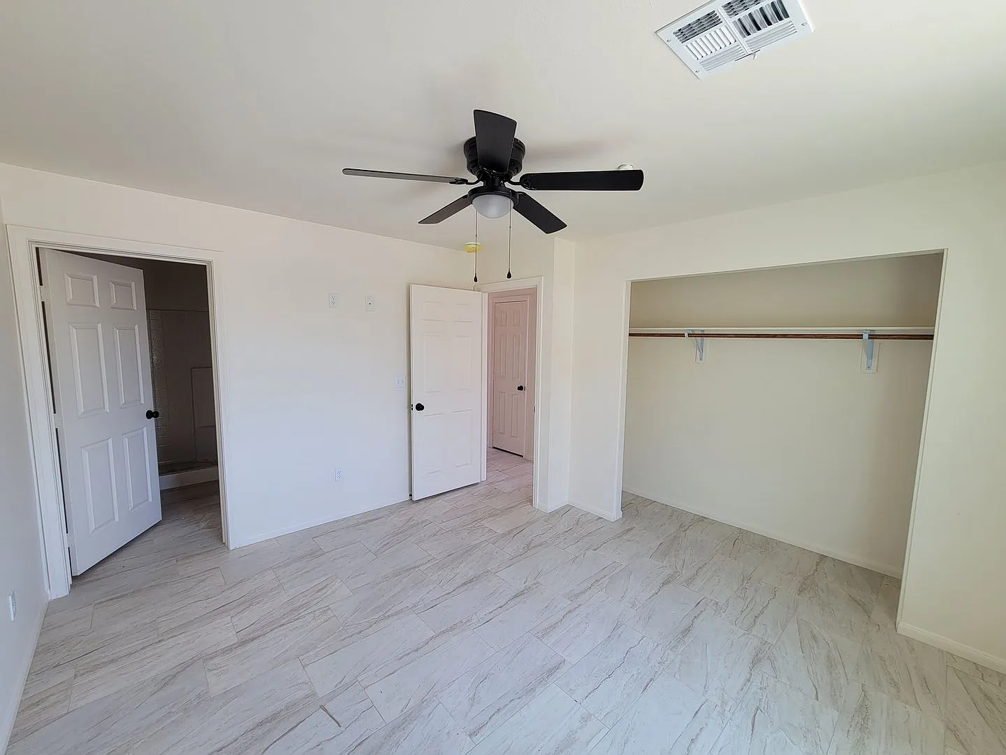 933 Rockwood Ave — Photo 4