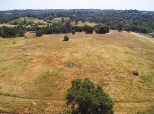 2615 Vineyard Dr, Auburn, CA 95603