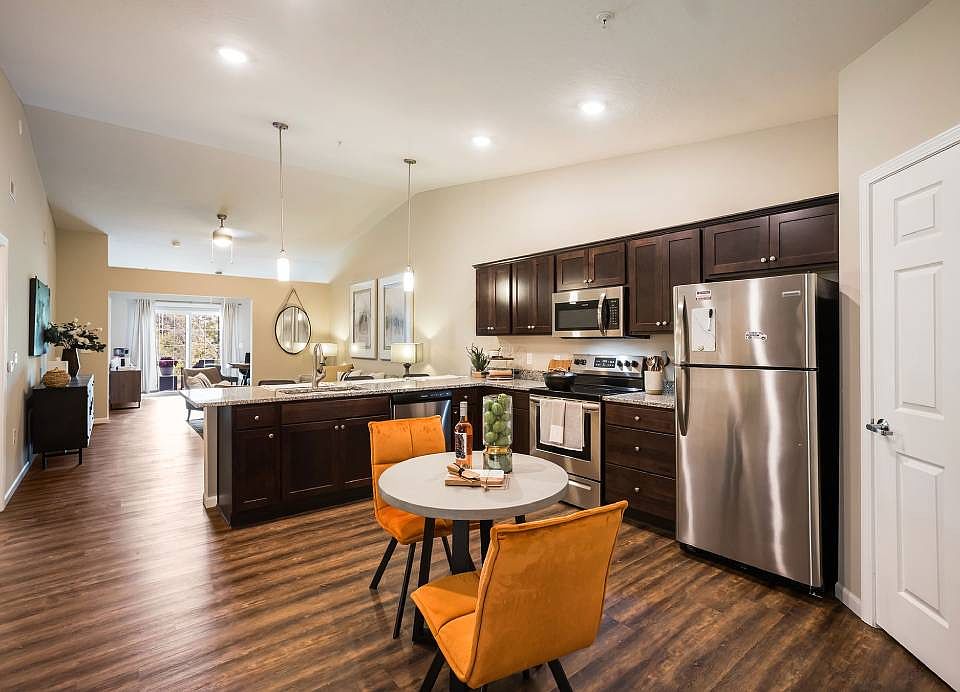 Spacious Kitchens with Breakfast Bar and Room for a Table