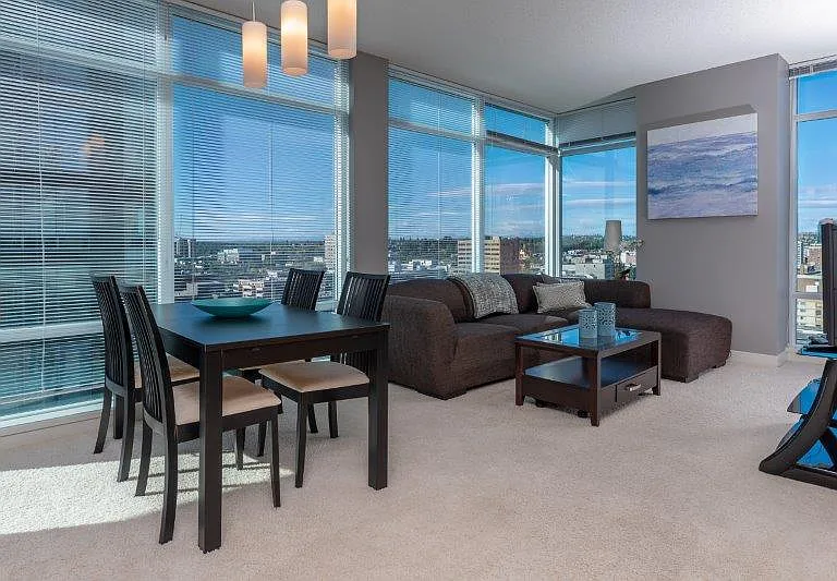 215 13th Ave SW #1305 — Photo 12