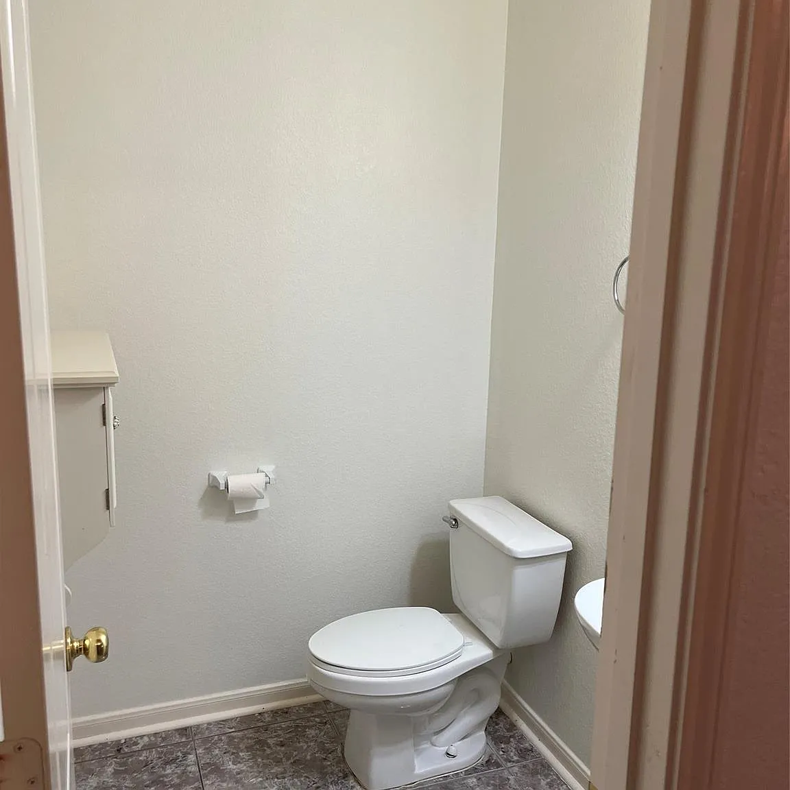 5 bed, 2.5 bath, 2947 sqft, $2,900 — Photo 4
