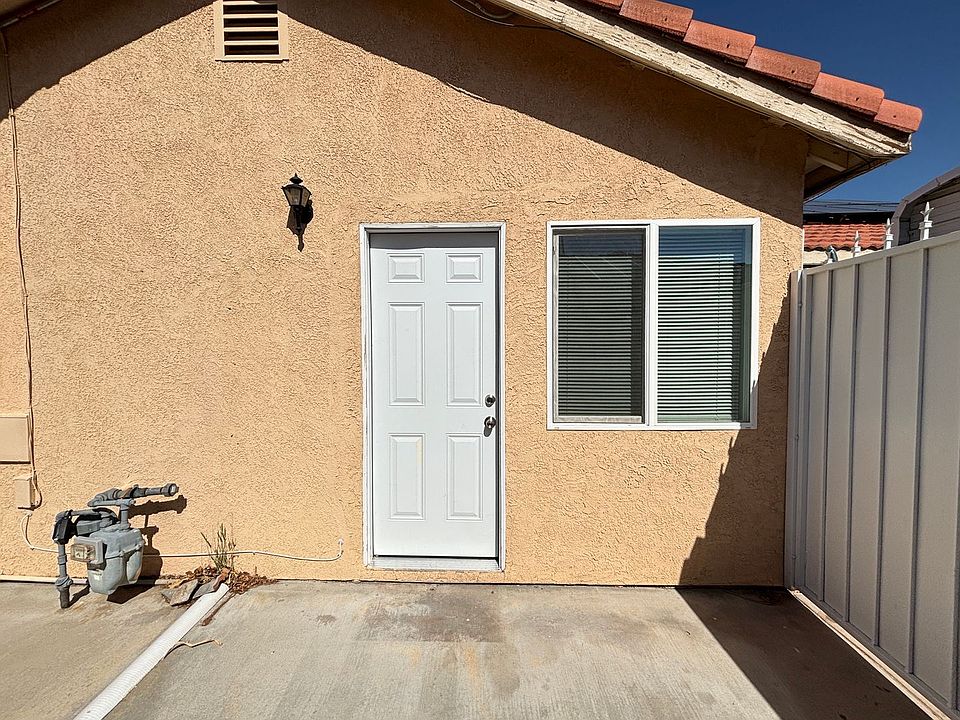 1st image of 4022 Karling Pl Unit B