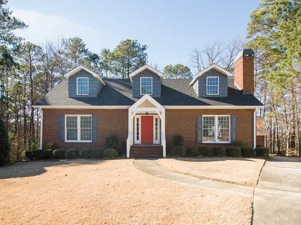 5065 Cherokee Woods Cir, Birmingham, AL 35210