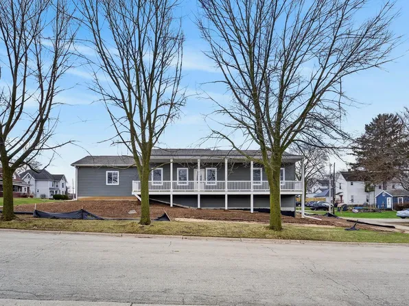 1522 15th, Monroe, WI 53566