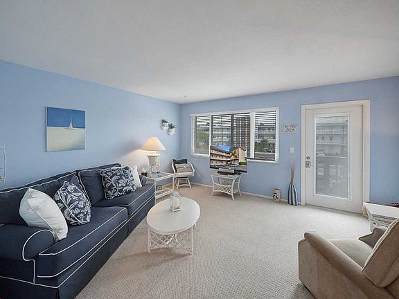 4th image of 111 Doolen Ct APT 209