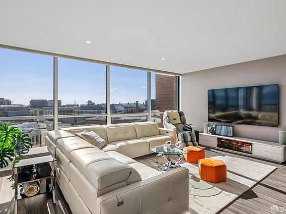 4th image of 708 Long Bridge St APT 1607