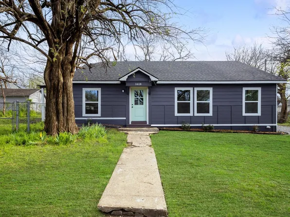 1618 E Chaffin St, Sherman, TX 75090
