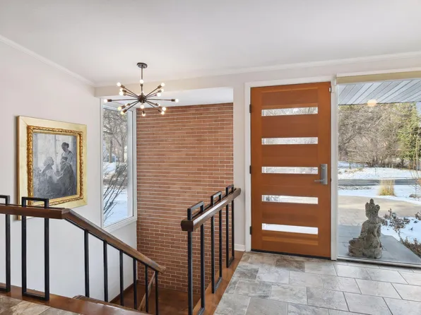 2303 Willow Ln S, Saint Louis Park, MN 55416