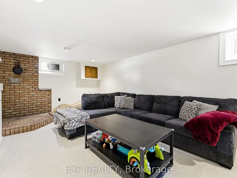 198 Shelbourne St — Photo 30