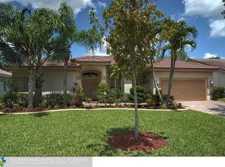 10261 NW 54th Pl, Pompano Beach, FL 33076