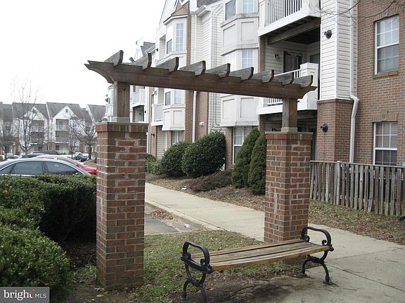 5th image of 8941 Town Center Cir APT 103