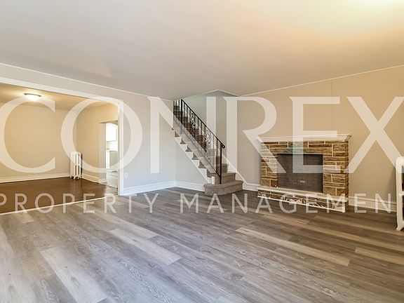 5th image of 7037 Elmwood Ave