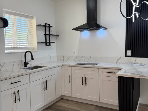 1644 E Willetta St #4, Phoenix, AZ 85006