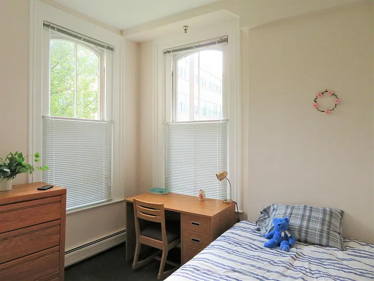 222 S Aurora St — Photo 13