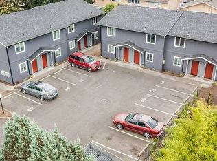 857 SW 134th St #B4, Seattle, WA 98146