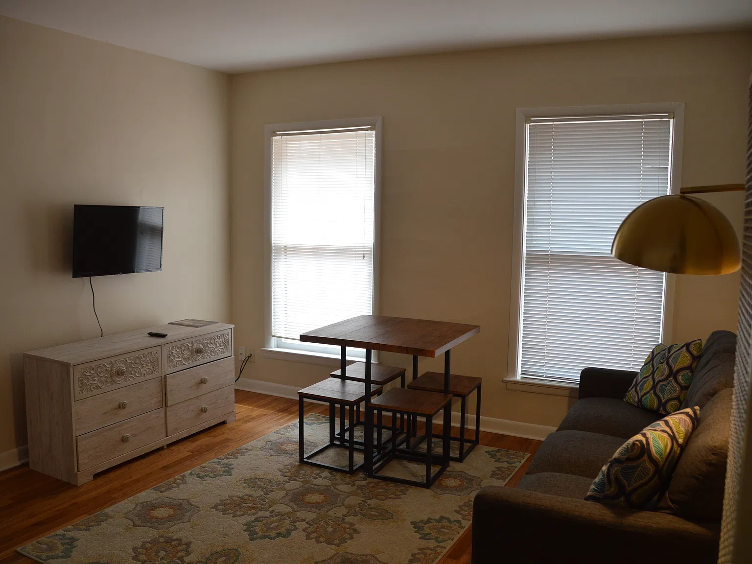 1 bed, 750 sqft, $1,600 — Photo 3