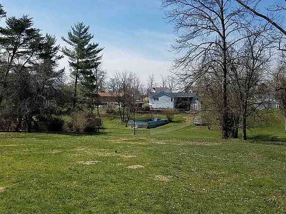 3rd image of 5 Park Ave