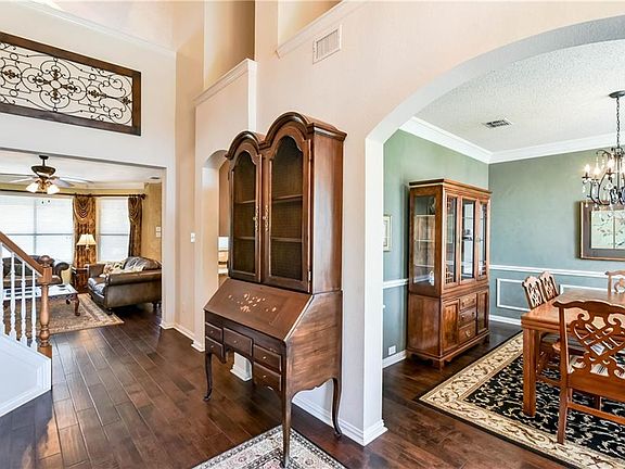 5th image of 1919 Vestavia Ct