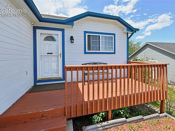 4th image of 2445 Brenton Dr