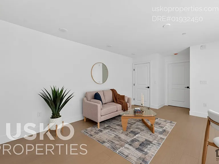2708 T St #1 — Photo 11