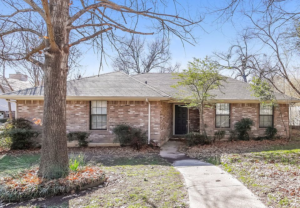 1st image of 2027 Cherrywood Ln