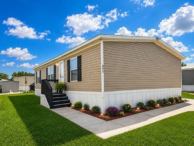 1st image of 125 Cherry Ln #45