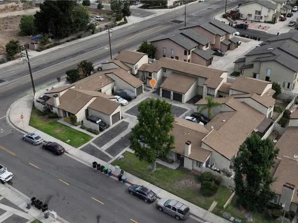 679 Parkview Dr, Lake Elsinore, CA 92530