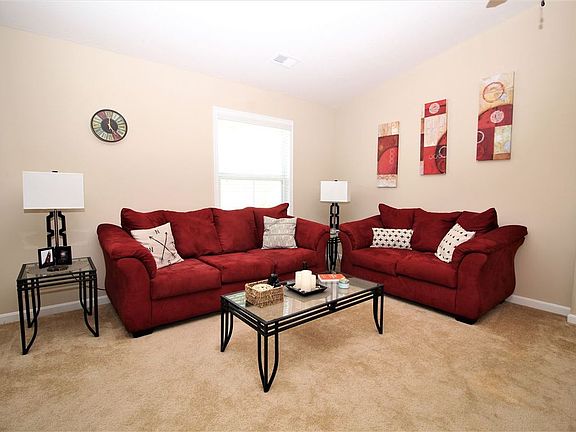 3rd image of 2401 Rolling Hills Dr