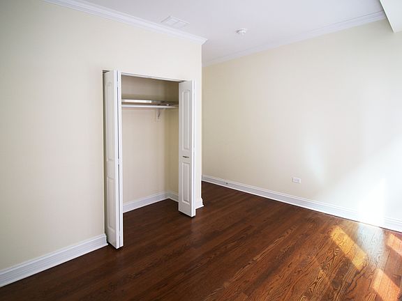 3rd image of 4940 N Kimball Ave APT 1