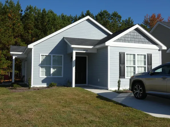 1930 Sapphire Rd, Rocky Mount, NC 27804