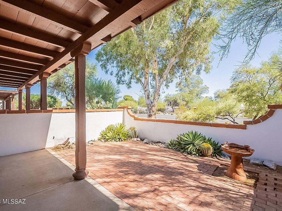 1st image of 484 S La Canada Dr #A
