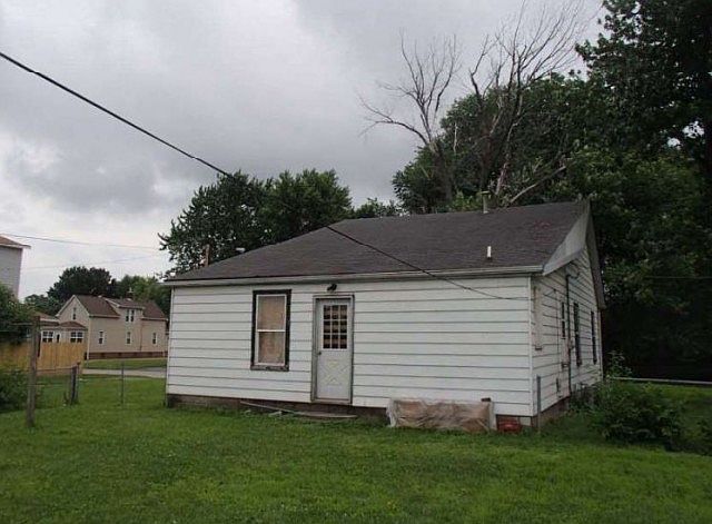 2nd image of 2631 Edwards St