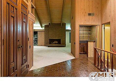 3rd image of 526 San Elijo St