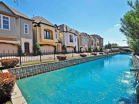 3rd image of 6511 Clarewood Oak Estates Ln
