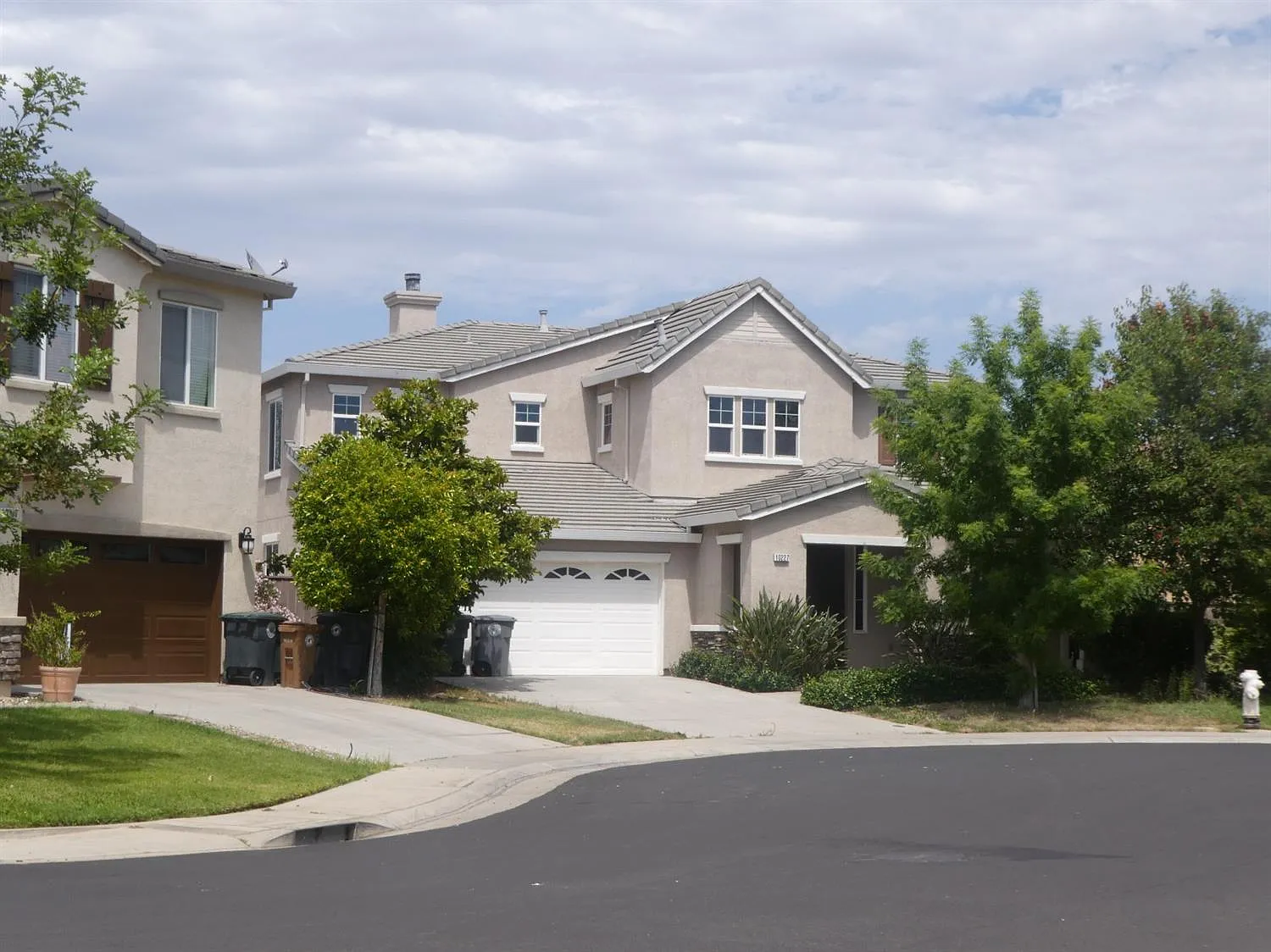 10227 Funchal Ct photo 1
