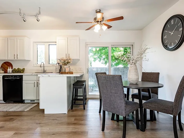 2173 S Nowell Cir — Photo 10
