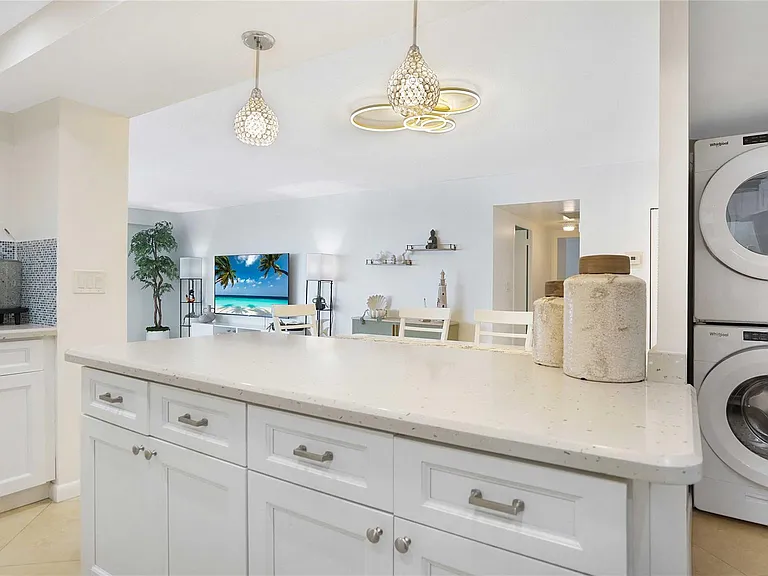 3430 Galt Ocean Dr #802 — Photo 7