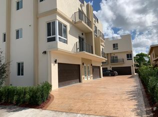 312 E 6th St, Hialeah, FL 33010
